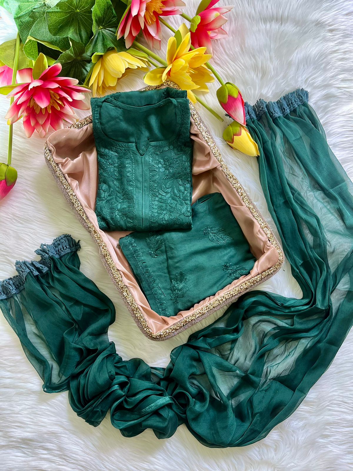 Exclusive Ryon dyed sets with dupatta